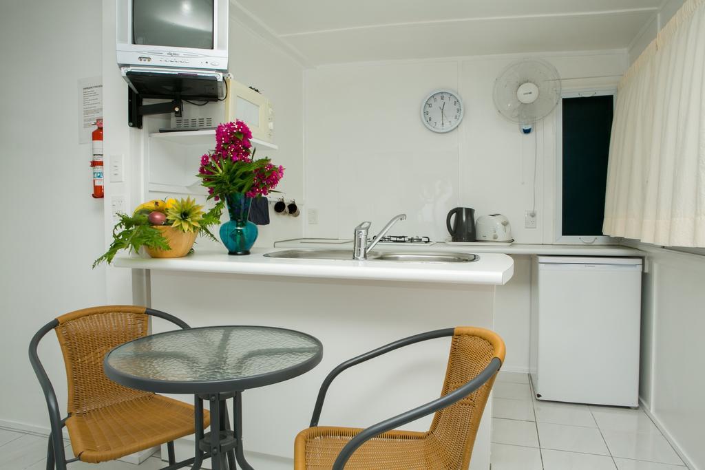 Sunhaven Beach Bungalows (Adults Only) Раротонга Номер фото